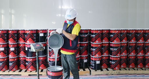 底漆用料足，至少涂2遍，保證根基穩(wěn)固