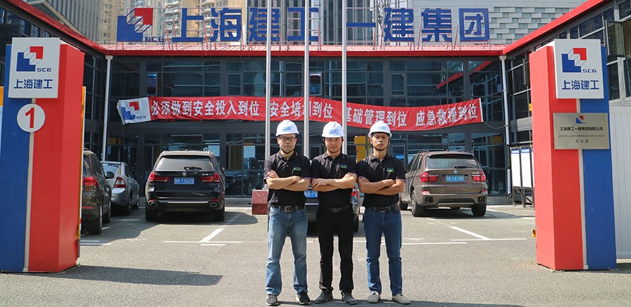 專業(yè)地坪翻新服務(wù)團(tuán)隊